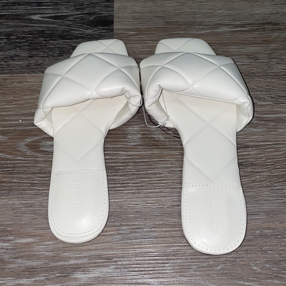 SOLD - Picture 2 of 3